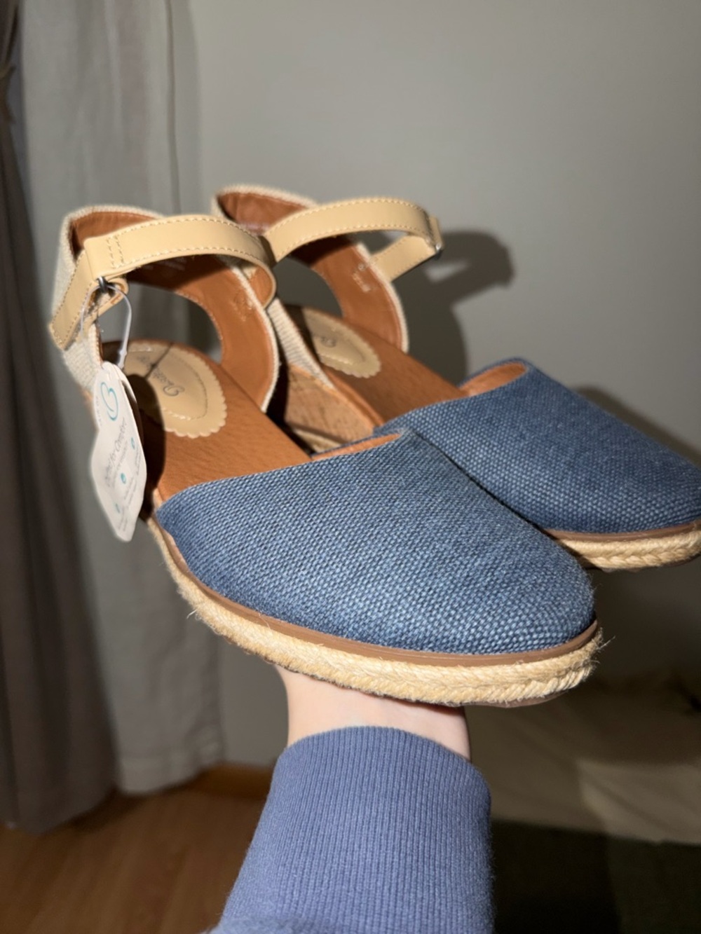 Baretraps Cute & Comfy Espadrille Flats – NEW with Tag